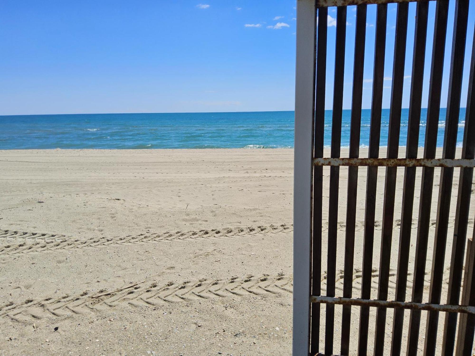 L'Azur 4 Pers Clim Parking Acces Plage Direct Ле Баркарес Экстерьер фото